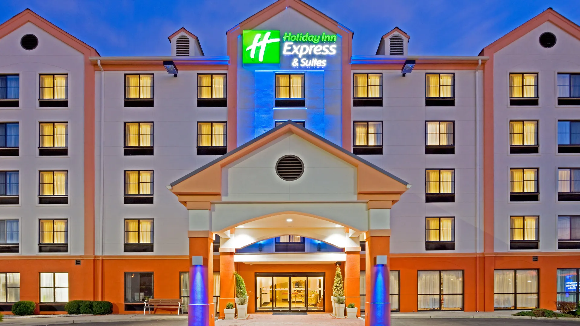 Holiday Inn Express Hotel & Suites Meadowlands Area By Ihg Carlstadt 3*,  USA