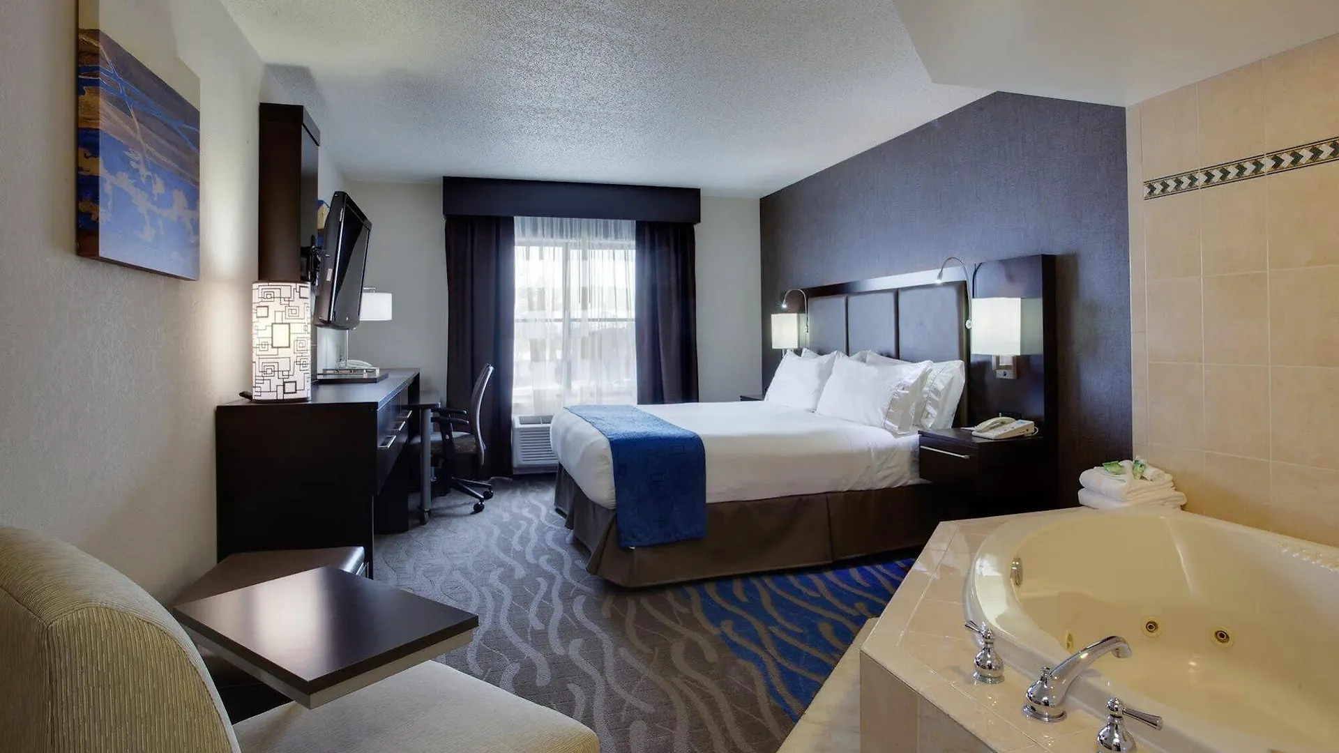 Holiday Inn Express Hotel & Suites Meadowlands Area By Ihg Carlstadt USA